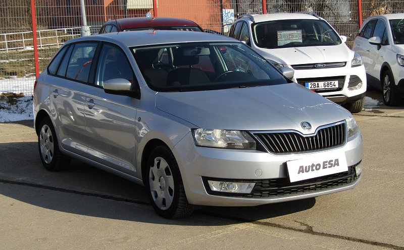 Škoda Rapid 1.6 TDi Ambition Spaceback