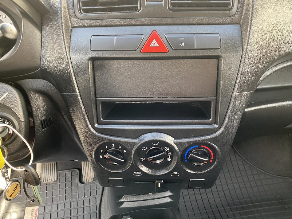 Kia Picanto 1.0i 