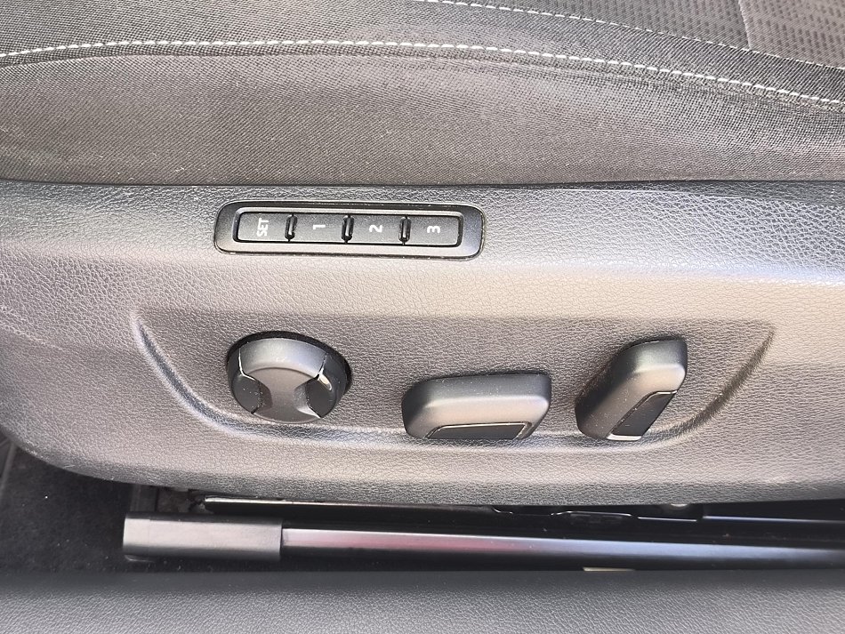 Škoda Superb III 2.0 TDi 