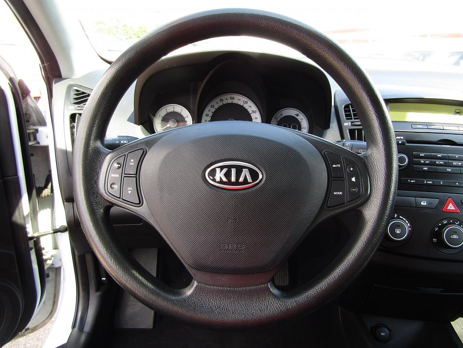 Kia Ceed 1.4 i 