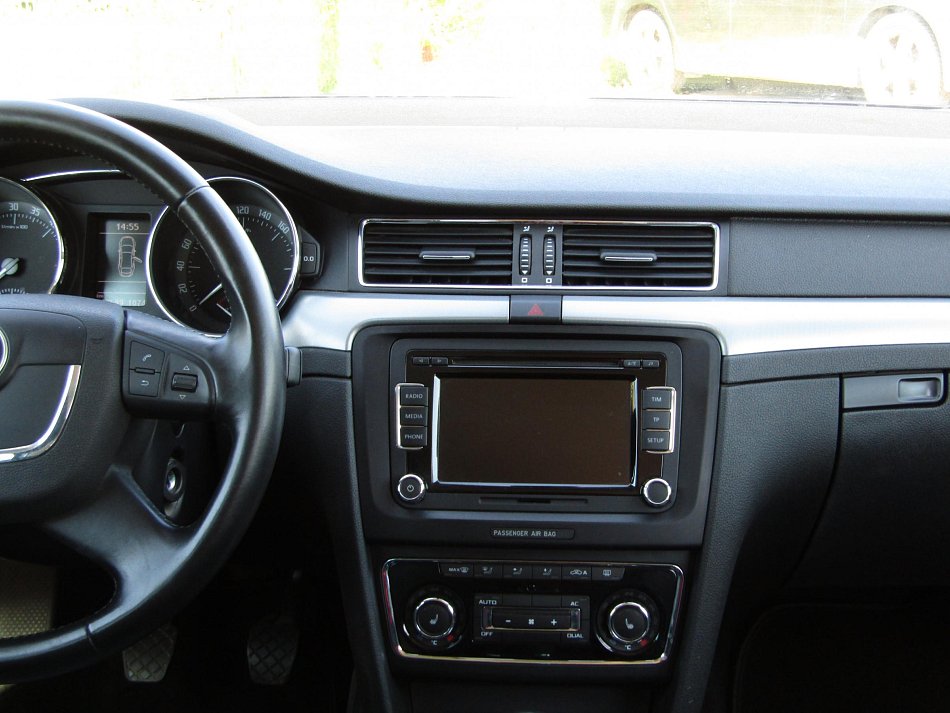 Škoda Superb II 2.0TDi Ambition
