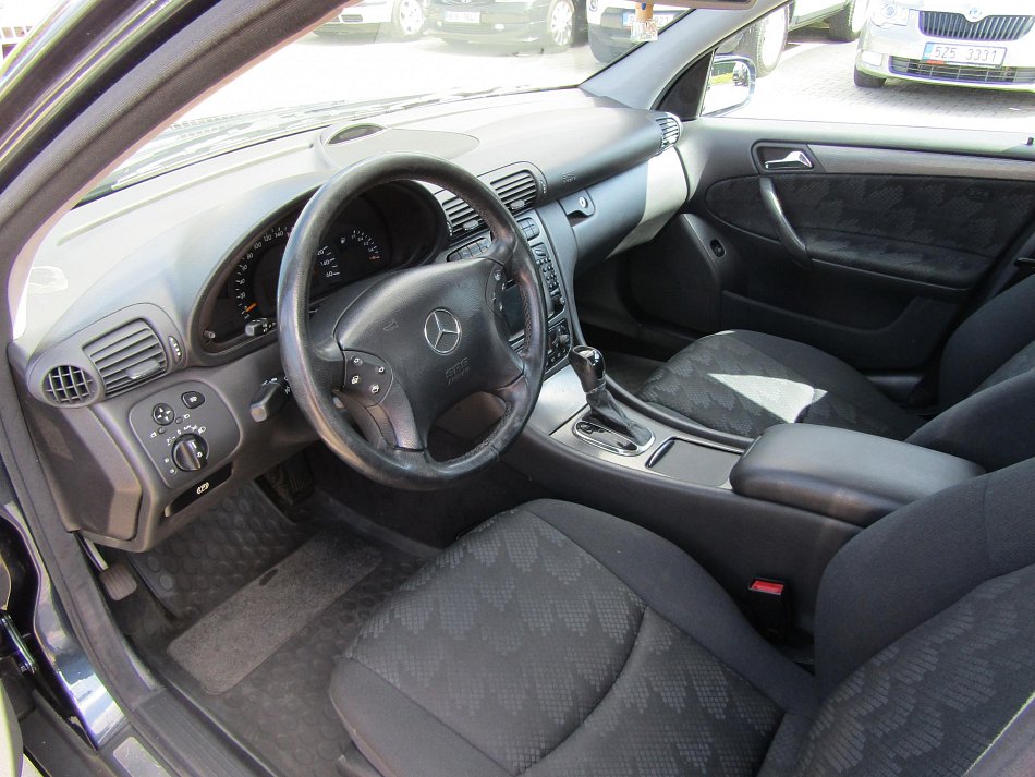 Mercedes-Benz Třída C 1.8K 