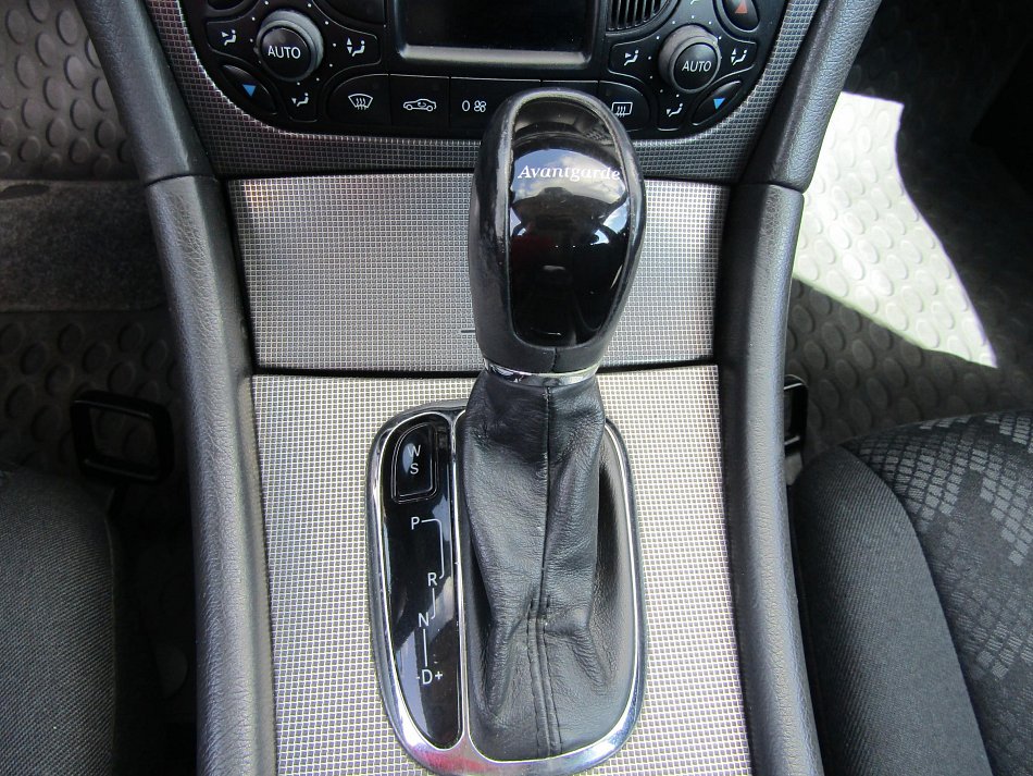 Mercedes-Benz Třída C 1.8K 