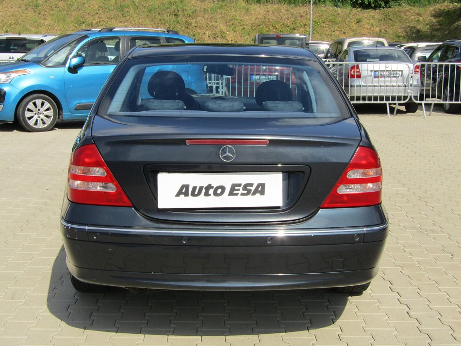 Mercedes-Benz Třída C 1.8K 