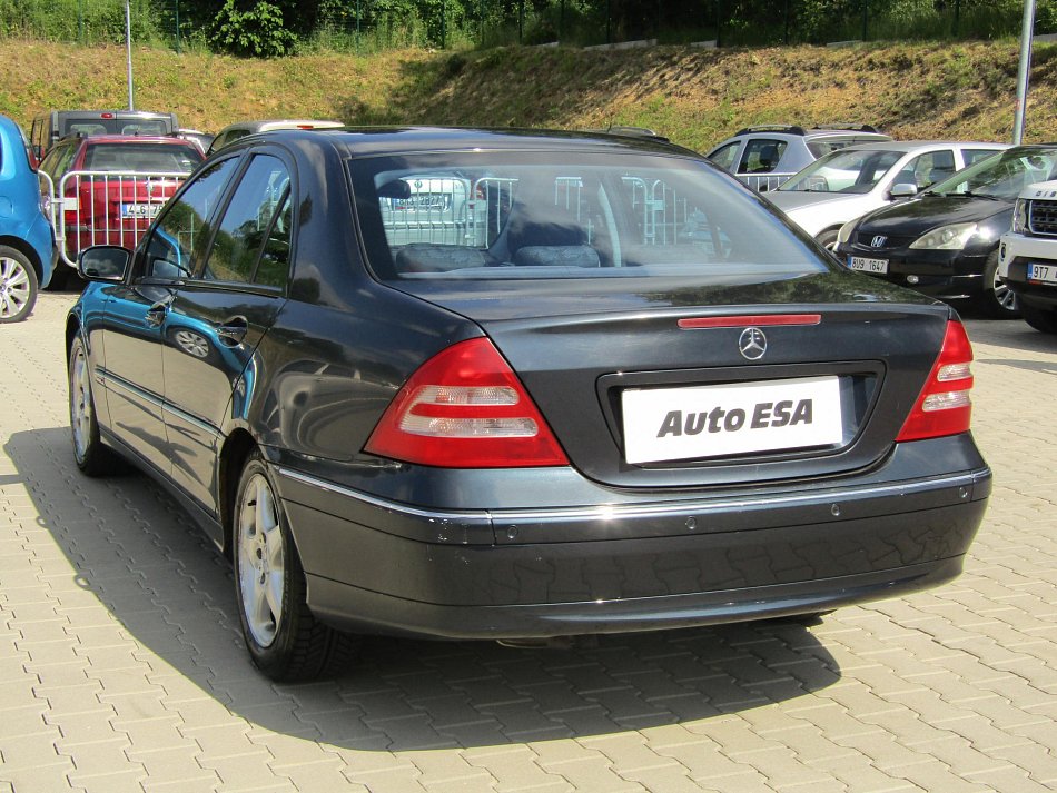 Mercedes-Benz Třída C 1.8K 