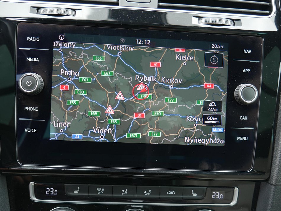 Volkswagen Golf 1.5 TSi 