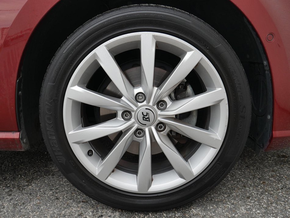 Volkswagen Golf 1.5 TSi 