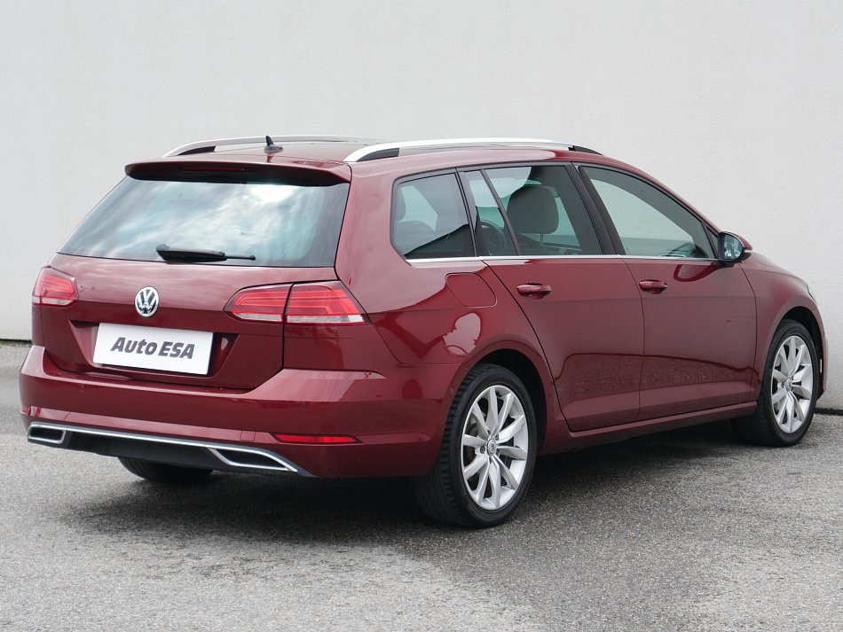 Volkswagen Golf 1.5 TSi 