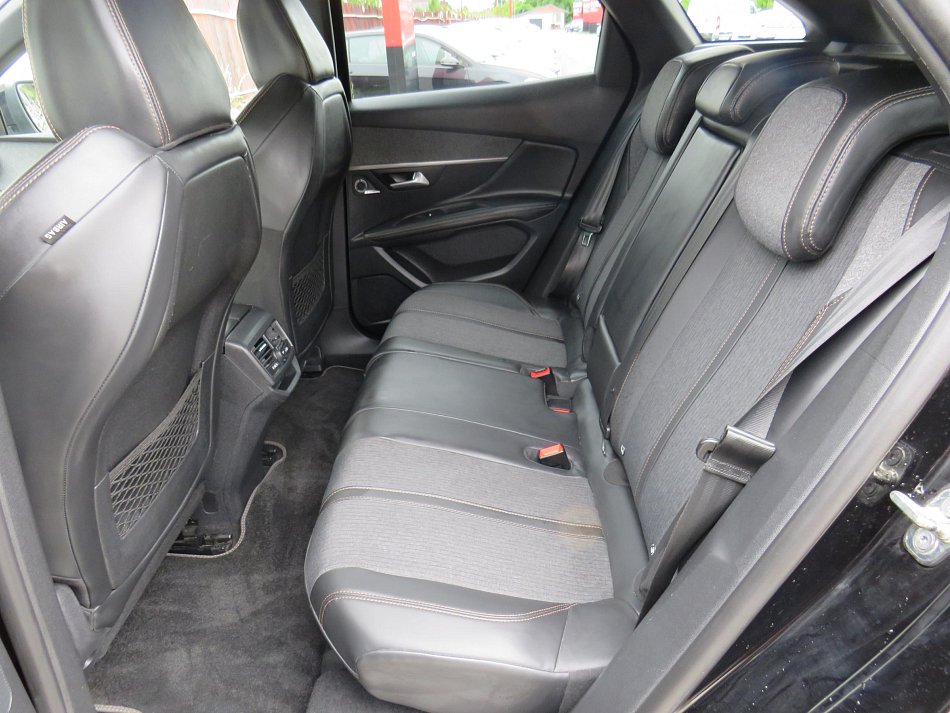 Peugeot 3008 1.2 PT GT Line