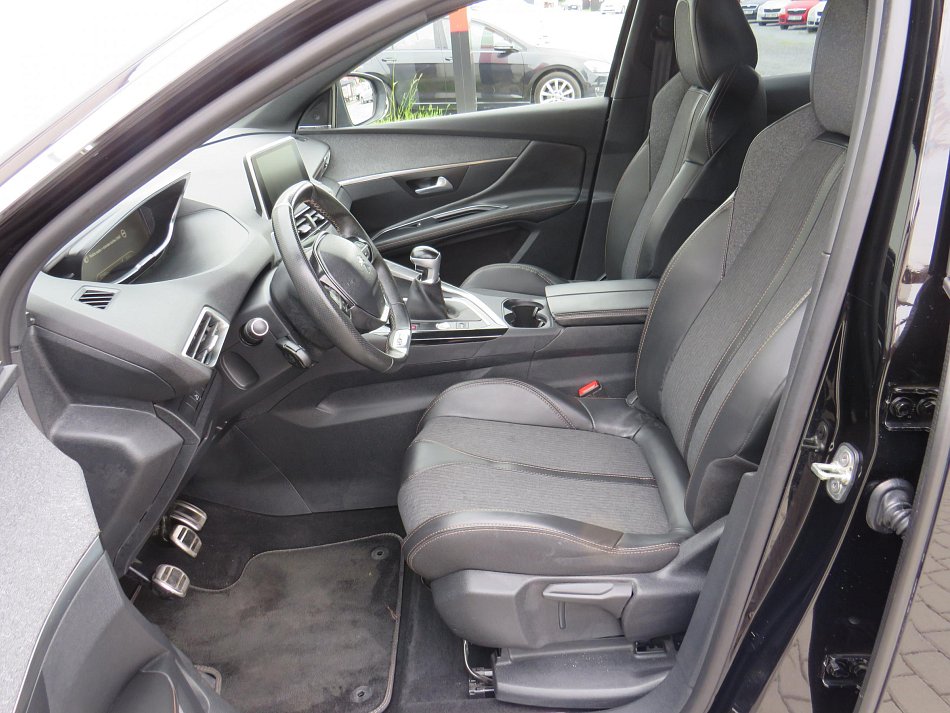 Peugeot 3008 1.2 PT GT Line