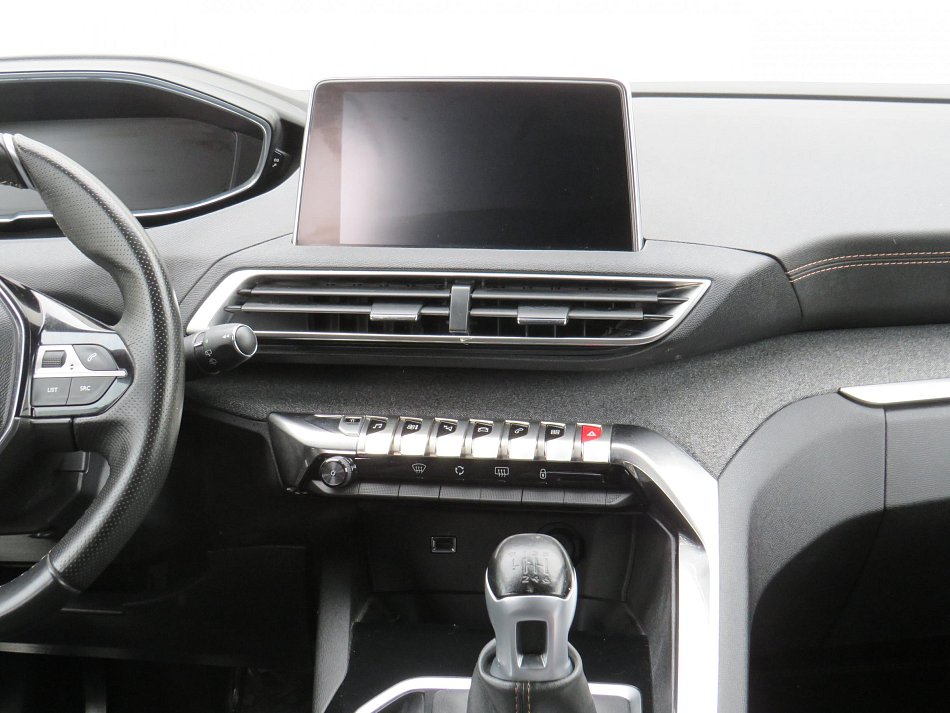 Peugeot 3008 1.2 PT GT Line