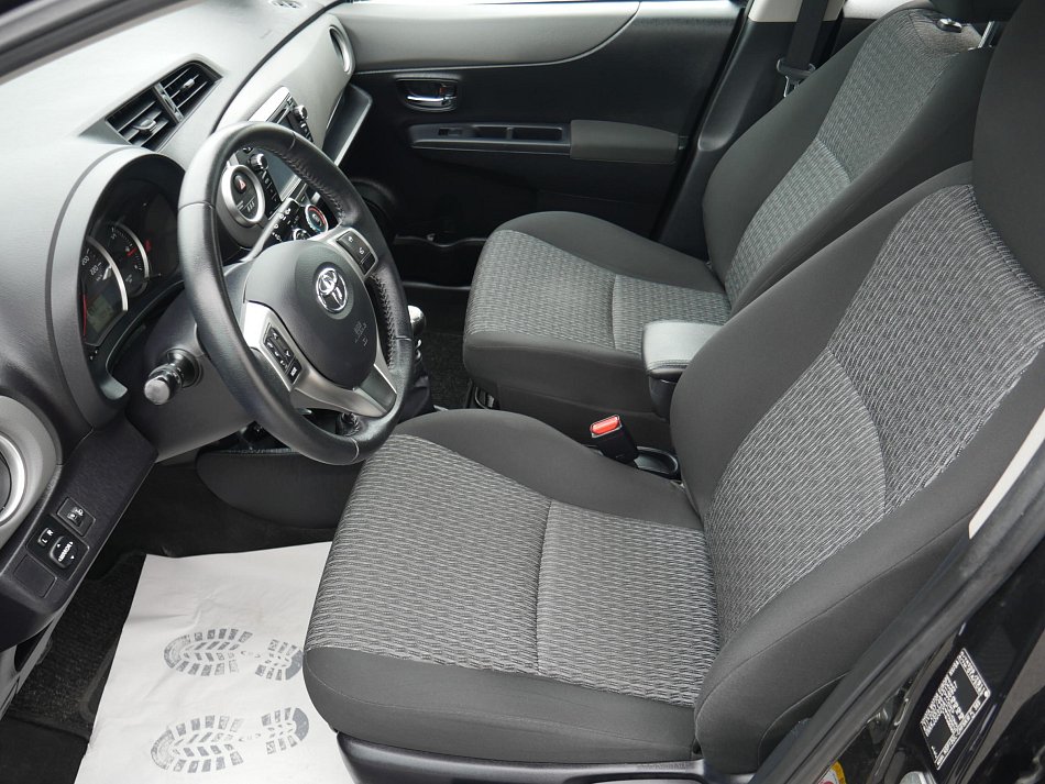 Toyota Yaris 1.33 VVT-i 