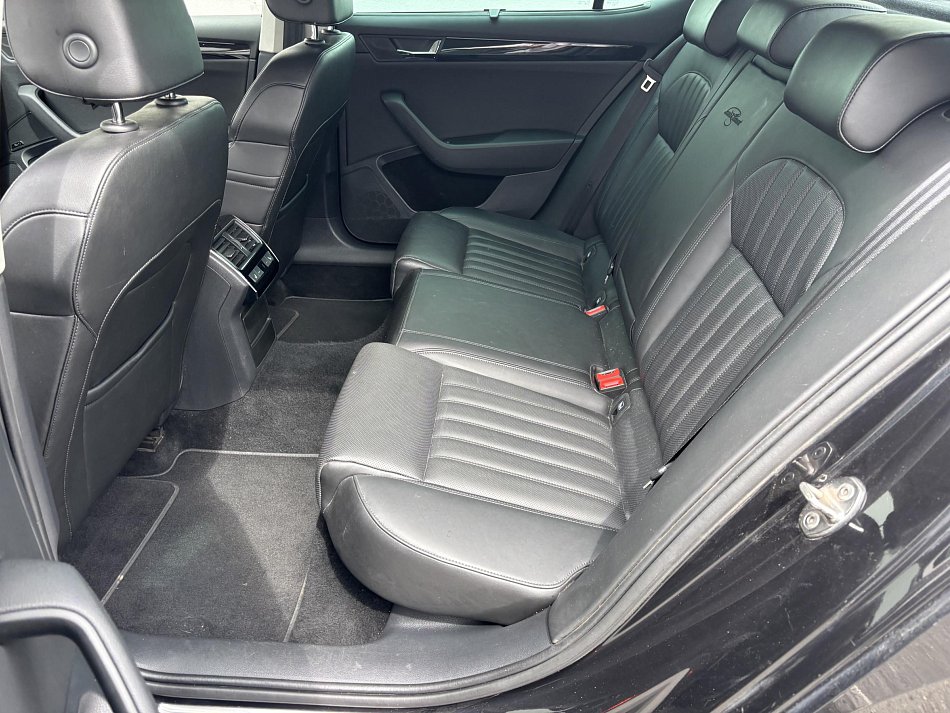 Škoda Superb III 2.0 TDi L&K 4X4
