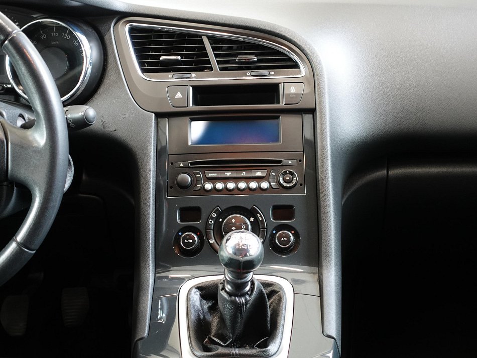 Peugeot 5008 2.0HDi 
