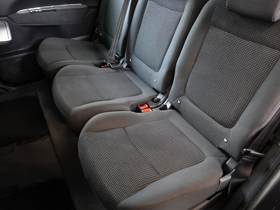 Peugeot 5008 2.0HDi 