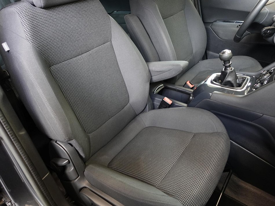 Peugeot 5008 2.0HDi 