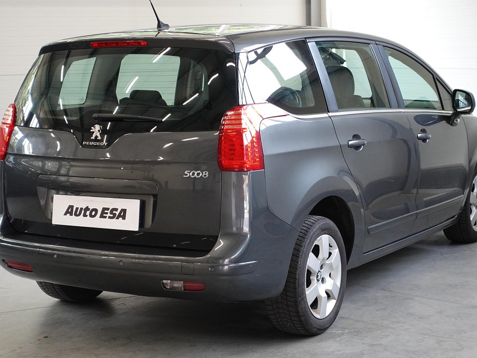 Peugeot 5008 2.0HDi 