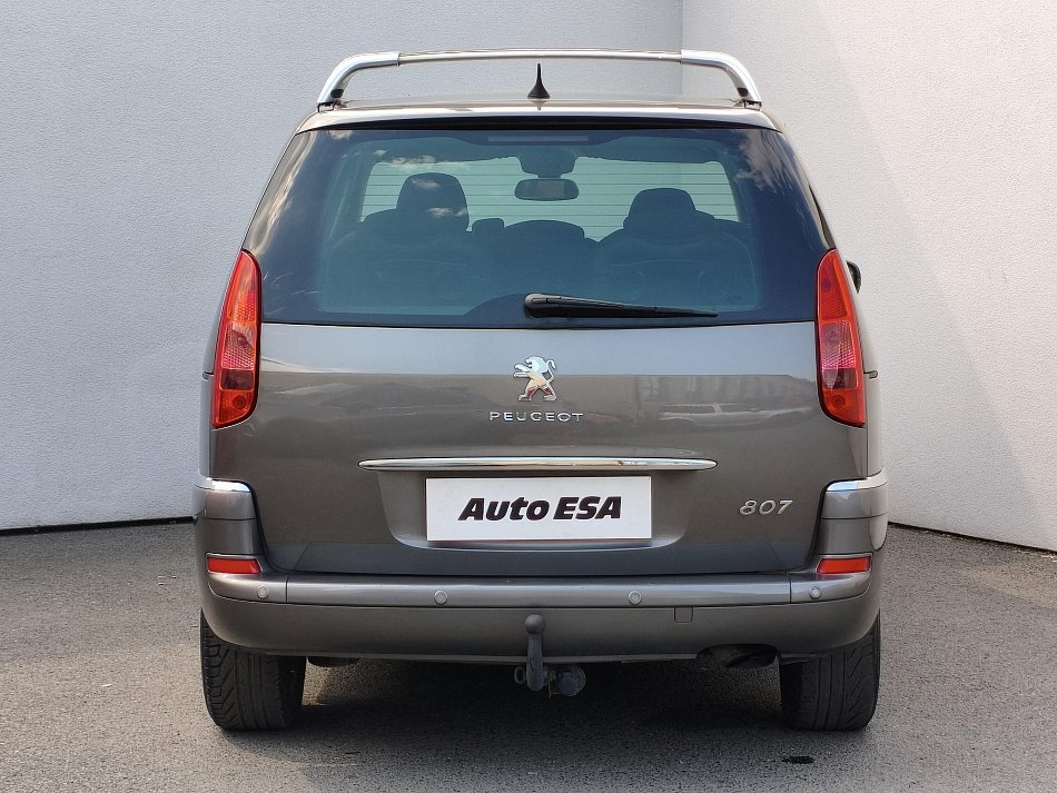 Peugeot 807 2.0 HDi Platinum 7míst