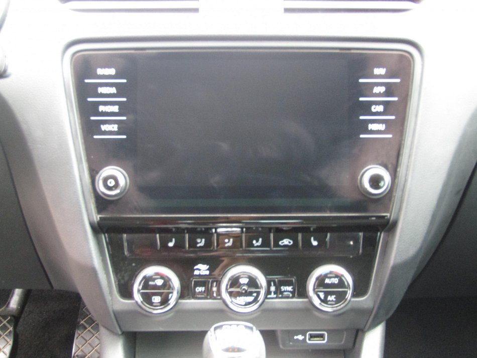 Škoda Octavia III 2.0 TDi Drive