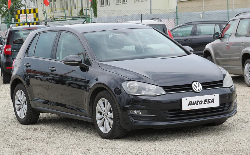 Volkswagen Golf 1.6 TDi 
