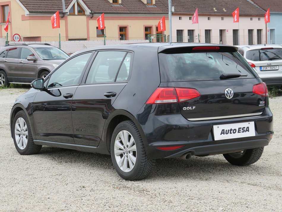 Volkswagen Golf 1.6 TDi 