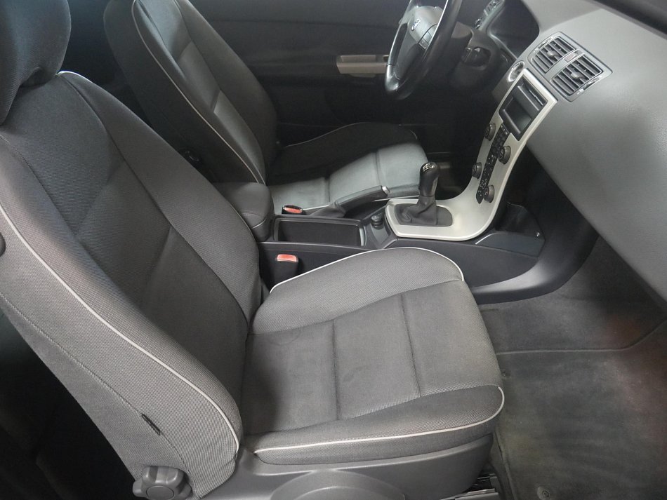 Volvo C30 2.0 D 