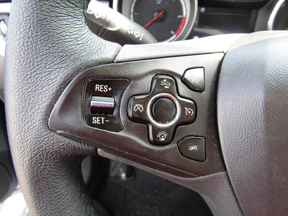 Opel Astra 1.6CDTi  Sport Tourer +