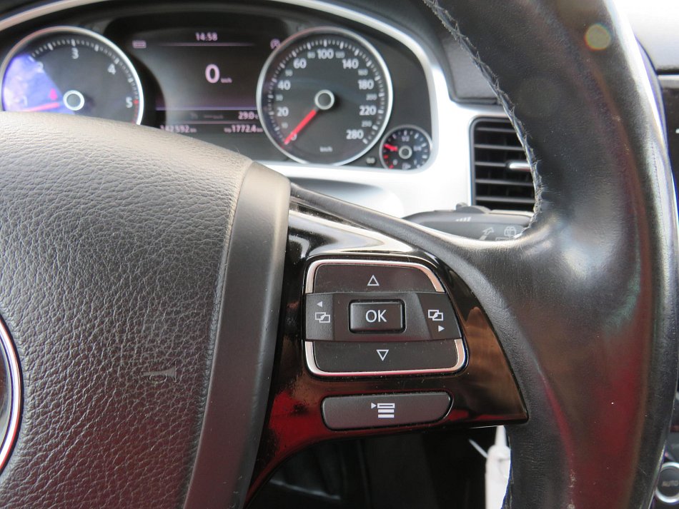 Volkswagen Touareg 3.0TDi  4x4