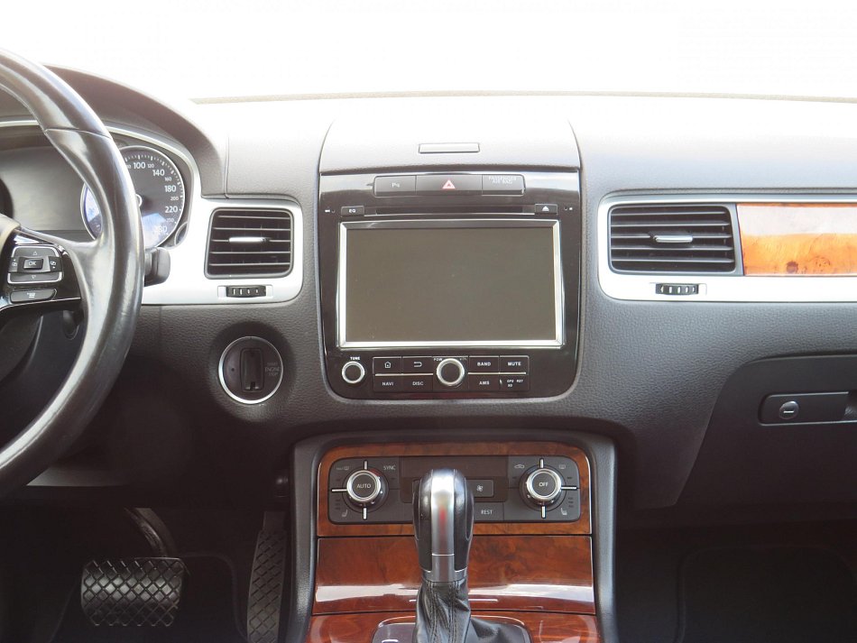 Volkswagen Touareg 3.0TDi  4x4