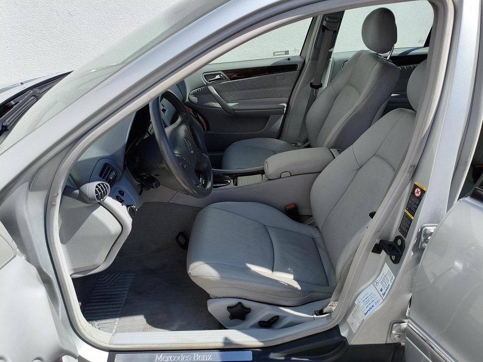 Mercedes-Benz Třída C 2.7 CDi Elegance C 270