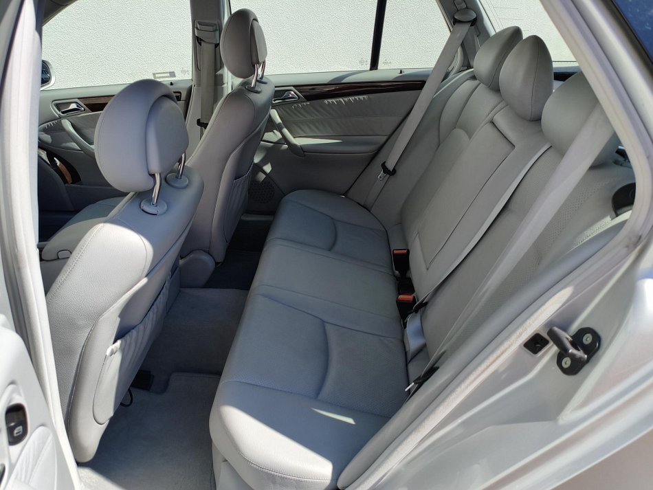 Mercedes-Benz Třída C 2.7 CDi Elegance C 270