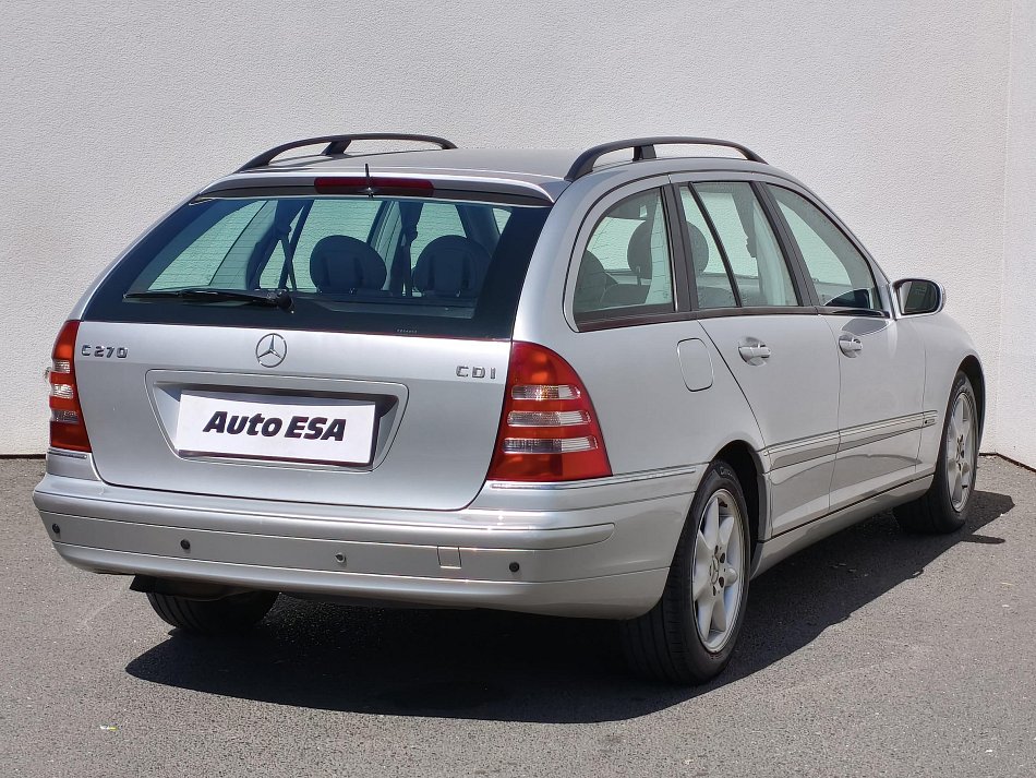 Mercedes-Benz Třída C 2.7 CDi Elegance C 270