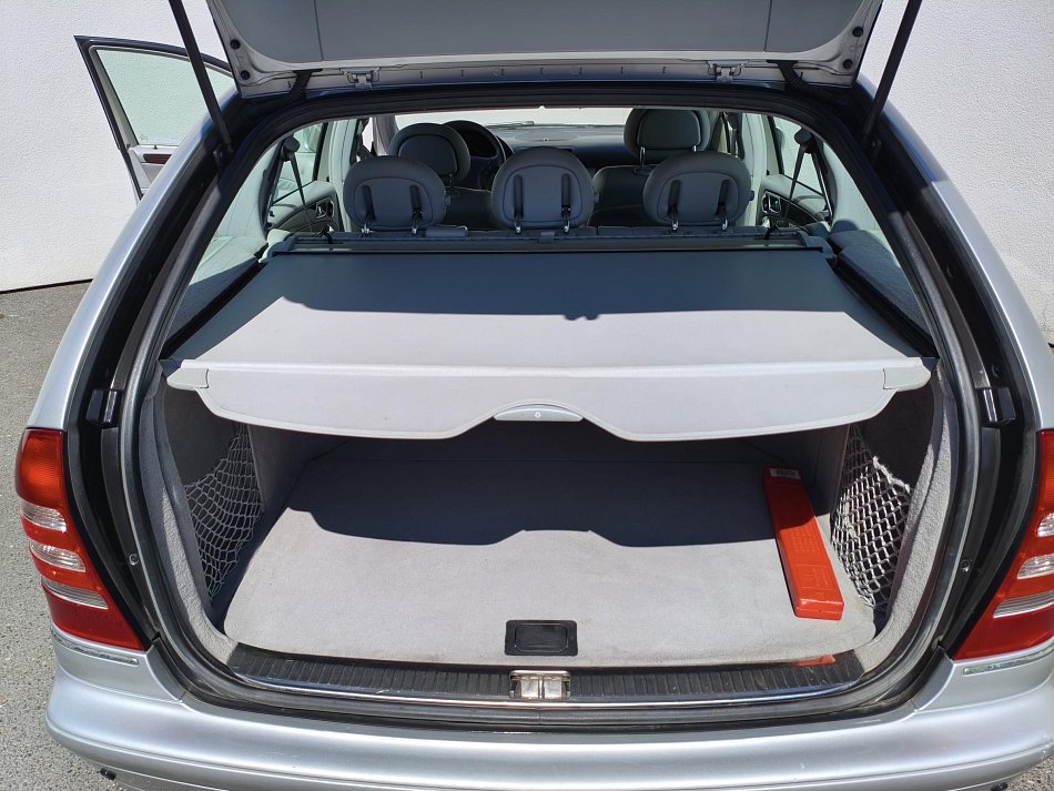 Mercedes-Benz Třída C 2.7 CDi Elegance C 270