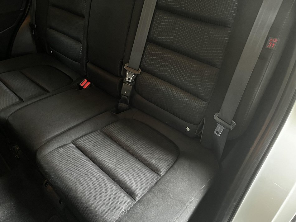 Mazda CX-5 2.0i  4x4