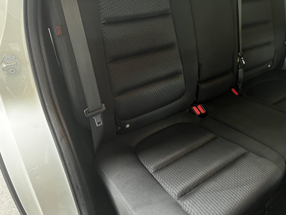 Mazda CX-5 2.0i  4x4