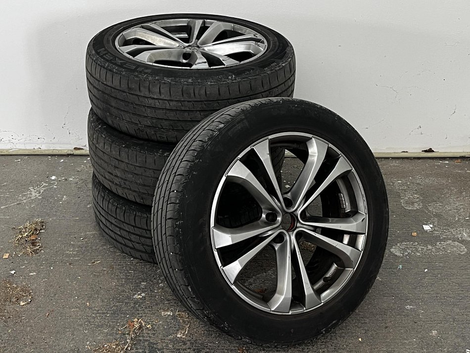 Mazda CX-5 2.0i  4x4