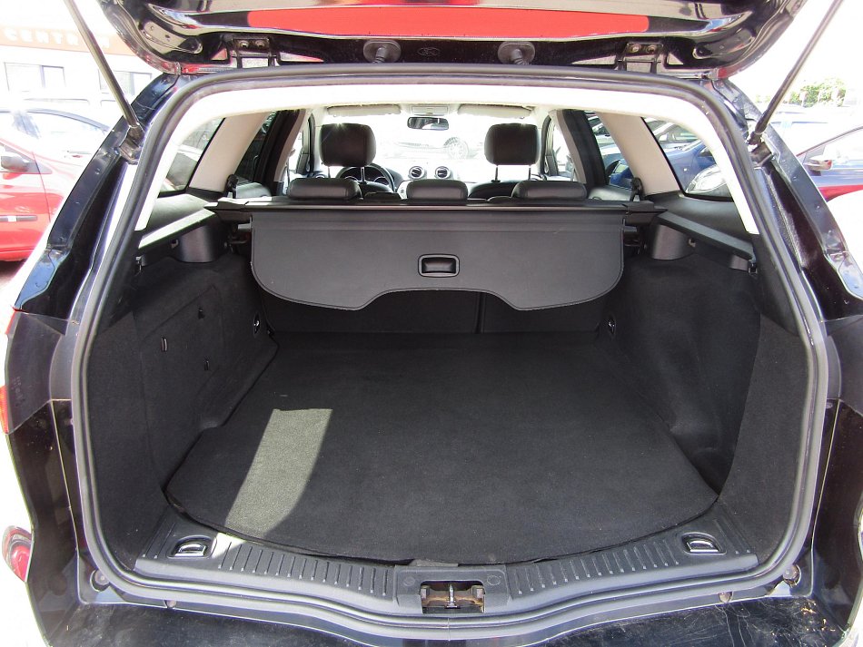 Ford Mondeo 2.0i 