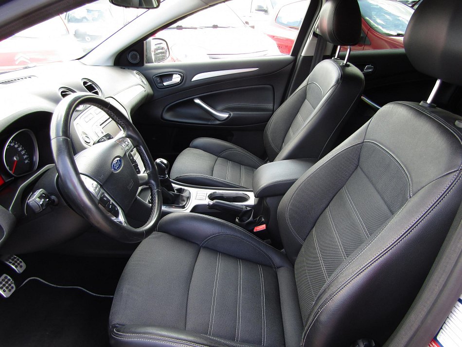 Ford Mondeo 2.0i 