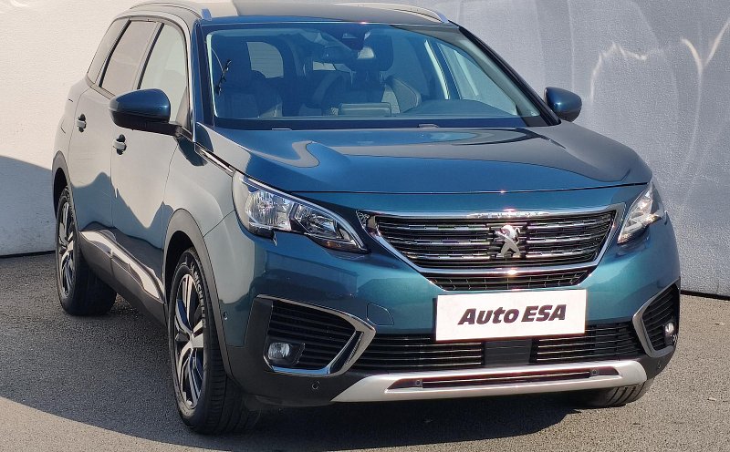 Peugeot 5008 1.5 HDi Allure 7míst