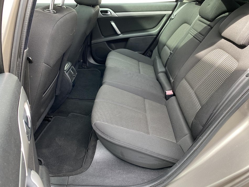 Peugeot 407 2.0 HDi 