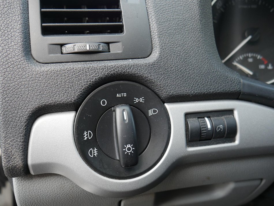 Škoda Octavia II 2.0 TDi Ambiente