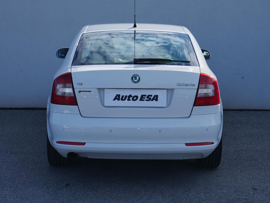 Škoda Octavia II 2.0 TDi Ambiente