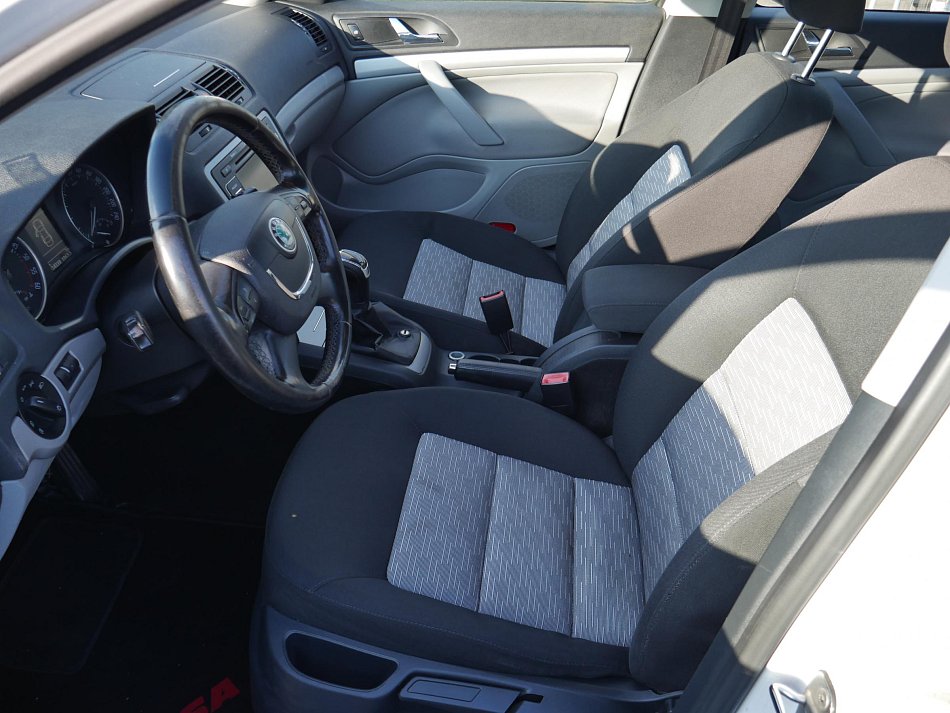 Škoda Octavia II 2.0 TDi Ambiente