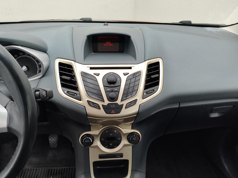 Ford Fiesta 1.4i Ghia