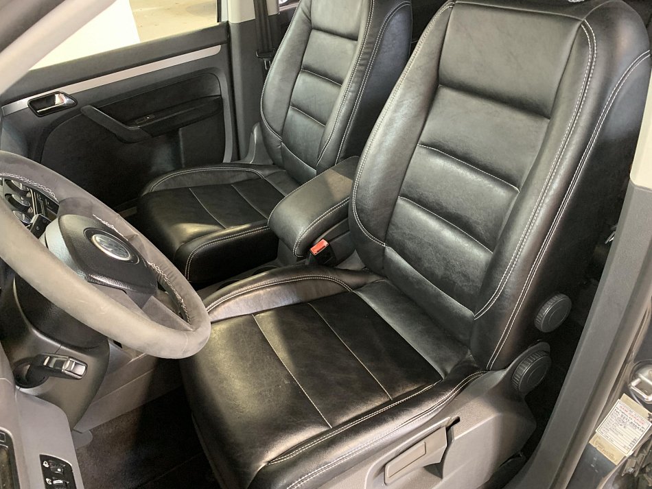 Volkswagen Touran 1.9 TDi 