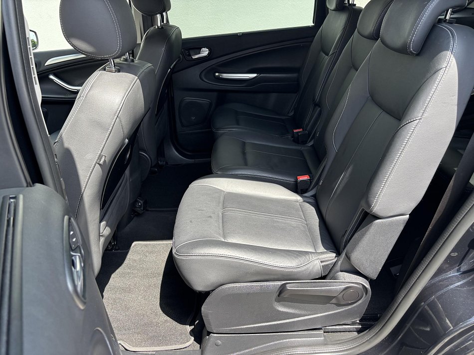 Ford Galaxy 2.0 TDCi Titanium 7míst