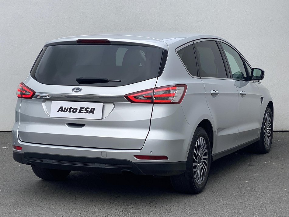 Ford S-MAX 2.0 TDCi Titanium