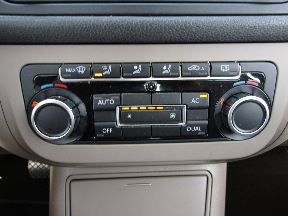 Volkswagen Golf Plus 1.6 TDi 