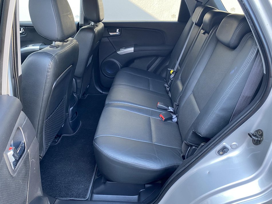 Kia Sportage 2.7 V6  4WD