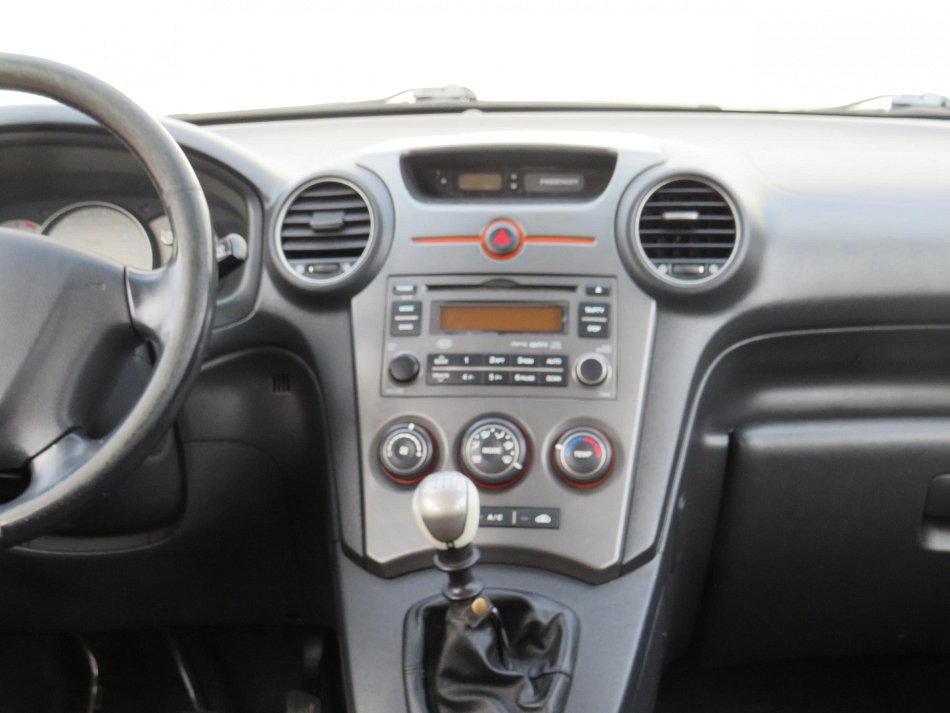 Kia Carens 2.0CRDI 